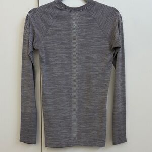 Lululemon Swiftly Tech Long Sleeve Top